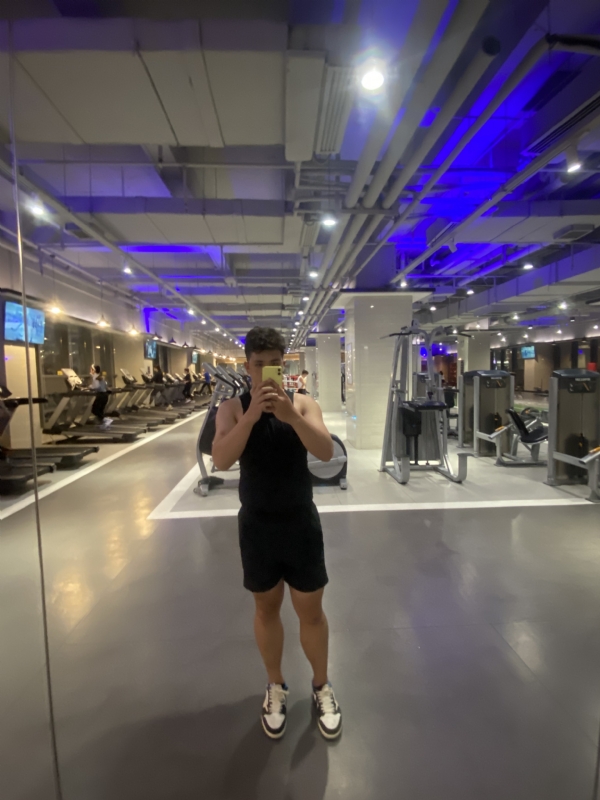 阿龙设计师的第六张照片--南阳相亲服务中心