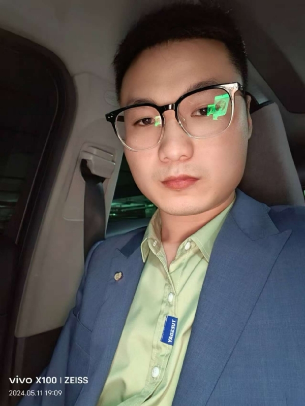 东东的第二张照片--南阳相亲服务中心