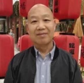 教师作家诗人的第一张照片--南阳相亲服务中心