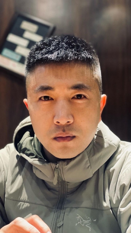 山中何缘的第一张照片--南阳相亲服务中心