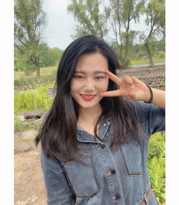 月亮的第一张照片--南阳相亲服务中心