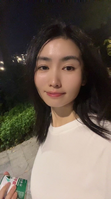 pan的第一张照片--南阳相亲服务中心