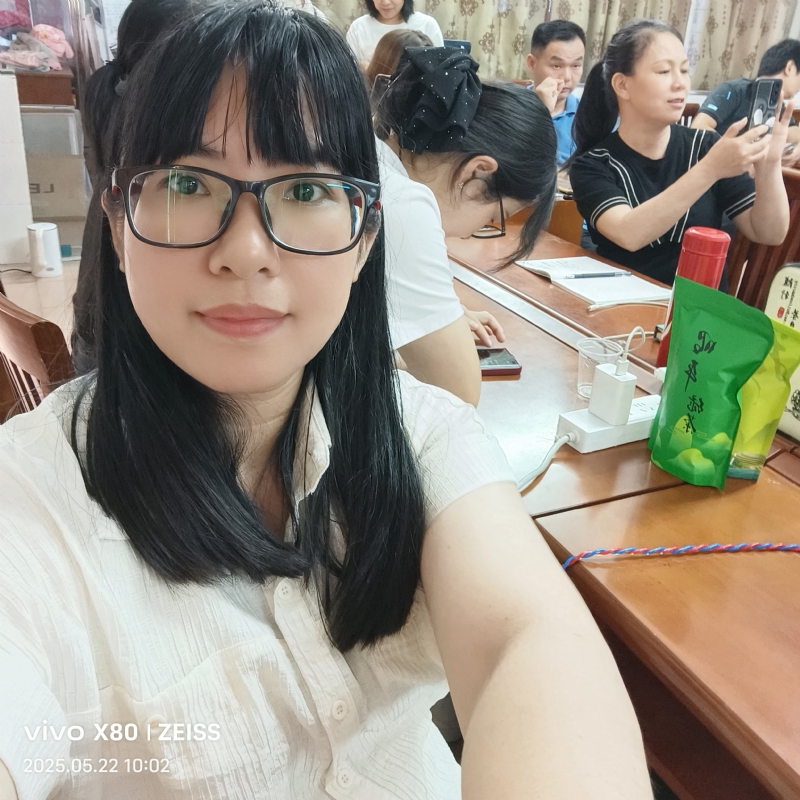 雯城慧敏的第一张照片--南阳相亲服务中心