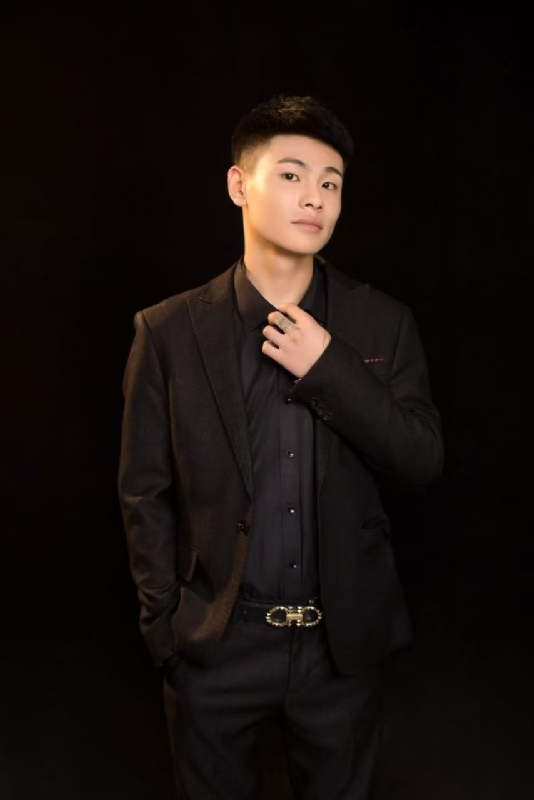 刘小船的第一张照片--南阳相亲服务中心