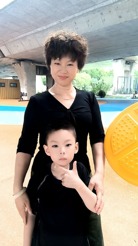 火凤凰的第二张照片--南阳相亲服务中心