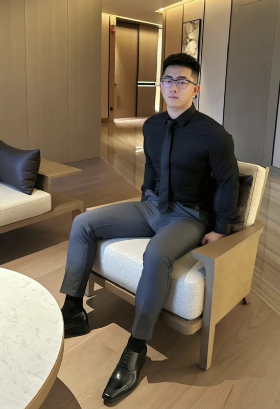 李寒外改英文可家的第一张照片--南阳相亲服务中心