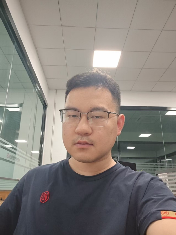 雨落浅响的第一张照片--南阳相亲服务中心