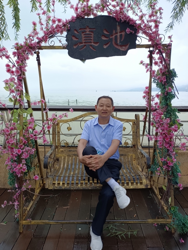 奋斗的第二张照片--南阳相亲服务中心