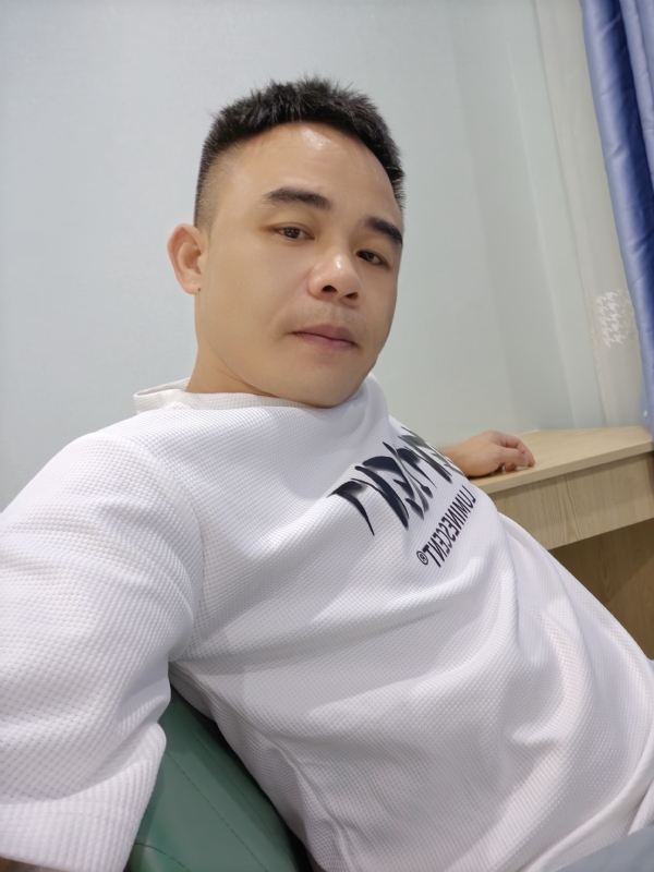 下一站的我的第二张照片--南阳相亲服务中心