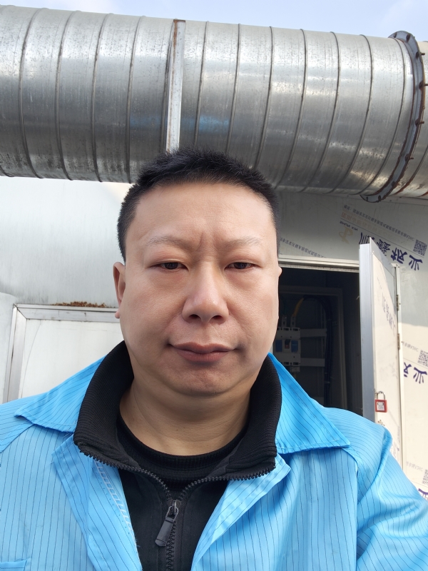 太阳迷眼的第一张照片--南阳相亲服务中心