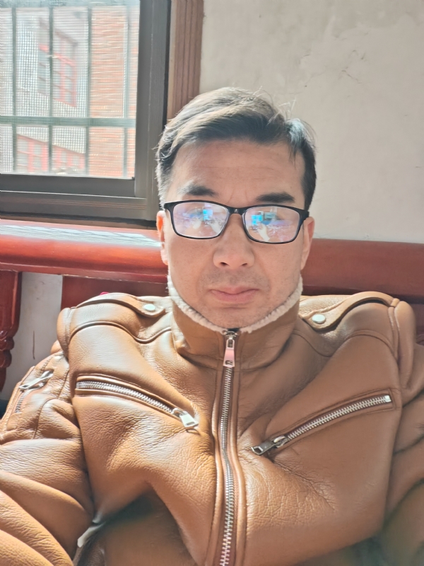 弹簧的第一张照片--南阳相亲服务中心