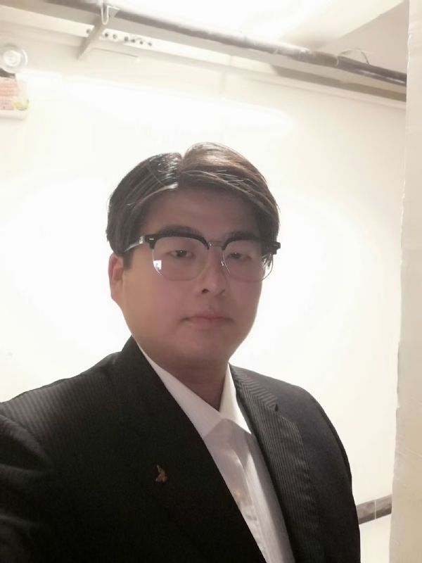 孤独一人的第一张照片--南阳相亲服务中心