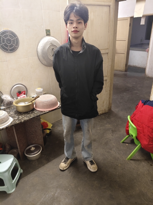 铭泽的第一张照片--南阳相亲服务中心