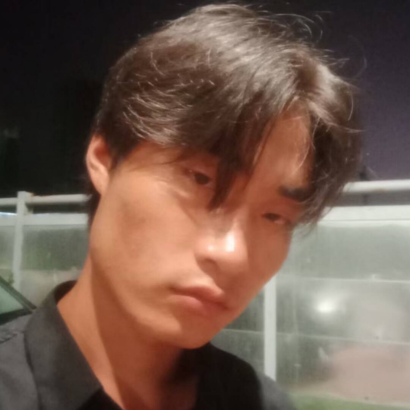 谨言慎行的第一张照片--南阳相亲服务中心