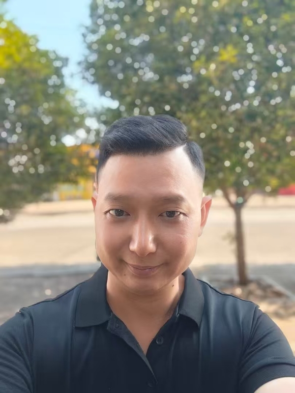 巷子里的猫的第一张照片--南阳相亲服务中心