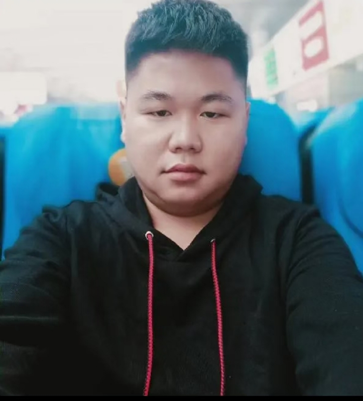 黄斌的第一张照片--南阳相亲服务中心