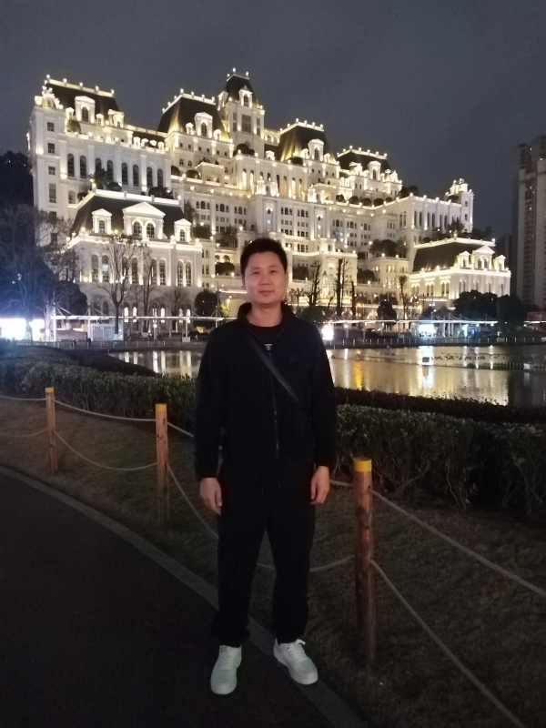 另一半的她的第三张照片--南阳相亲服务中心