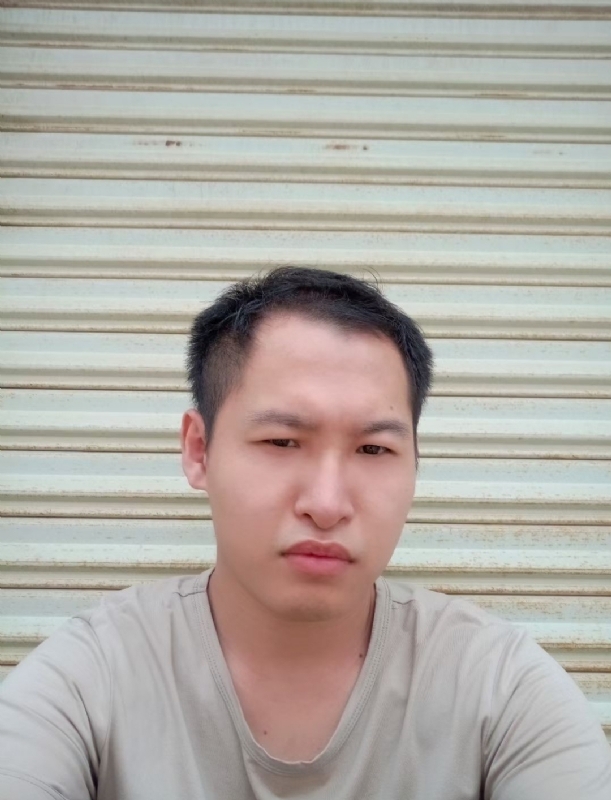 小立的第二张照片--南阳相亲服务中心