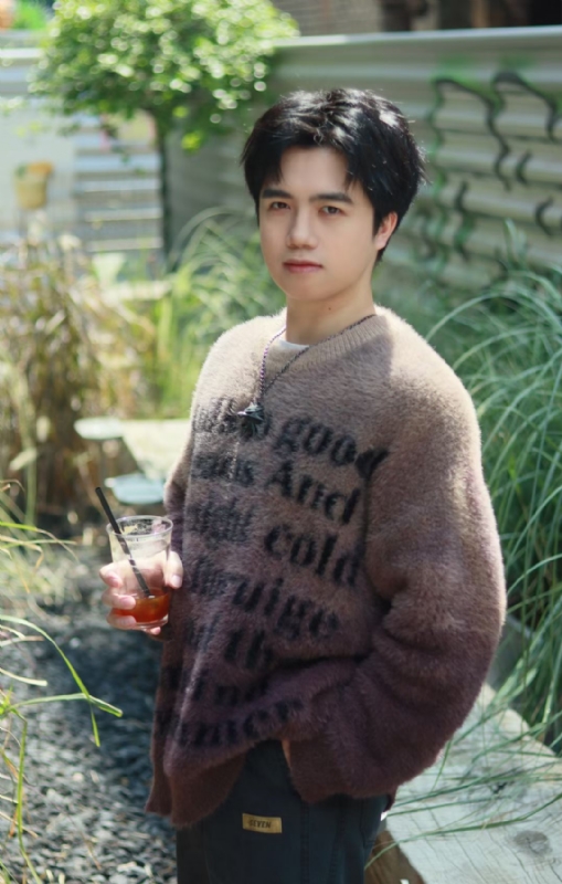 檐下雨的第二张照片--南阳相亲服务中心