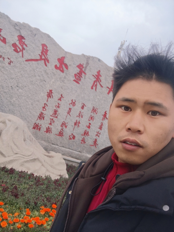 迎春的第一张照片--南阳相亲服务中心