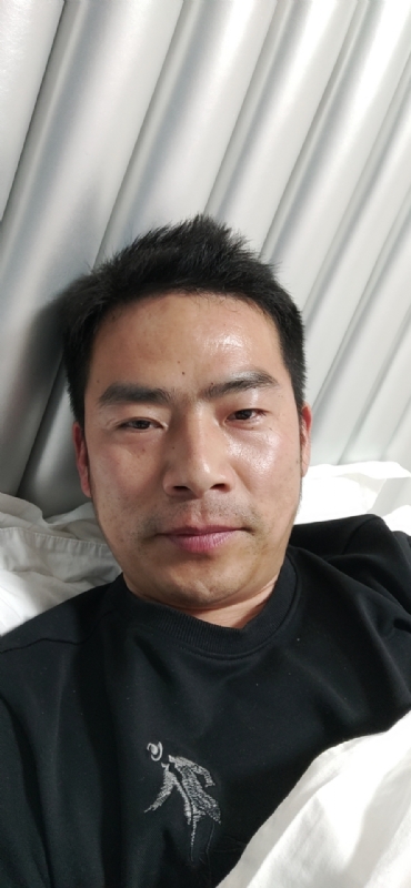 携手共进的第一张照片--南阳相亲服务中心