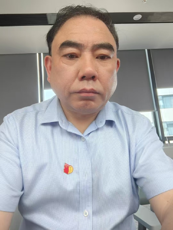 邹先生的第三张照片--南阳相亲服务中心